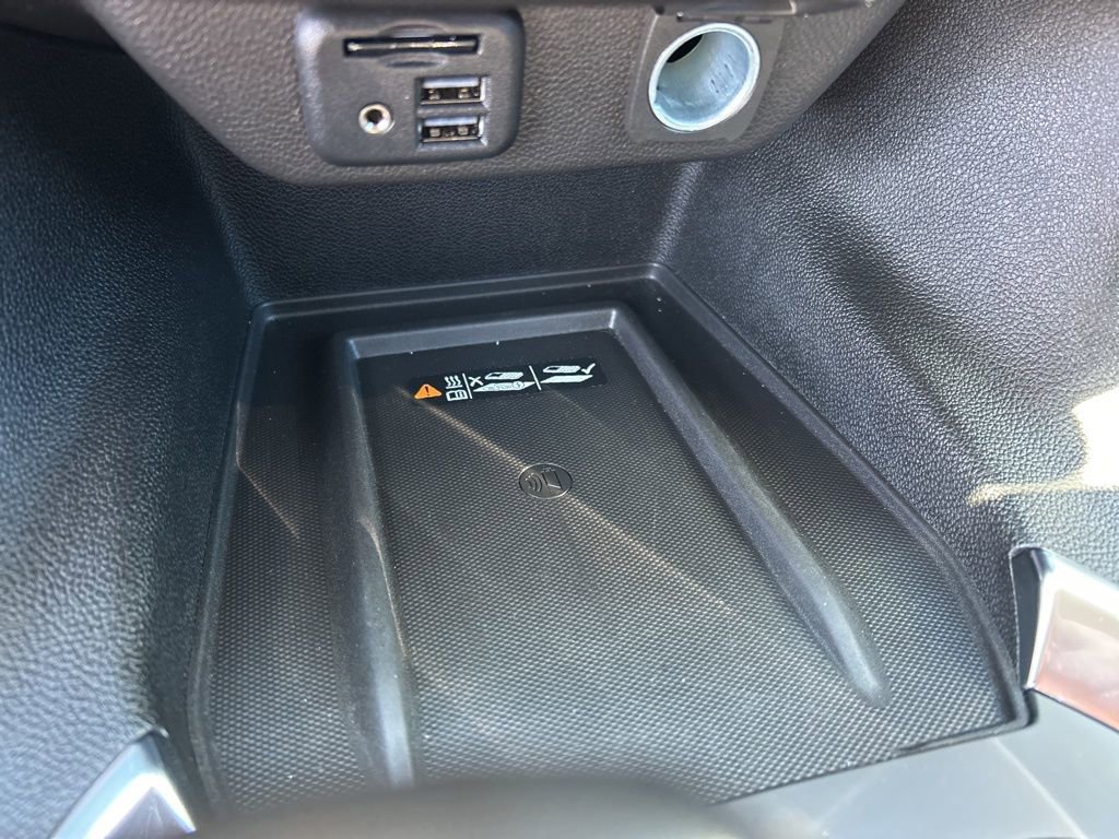 Used 2021 Chevrolet Traverse High Country image 14