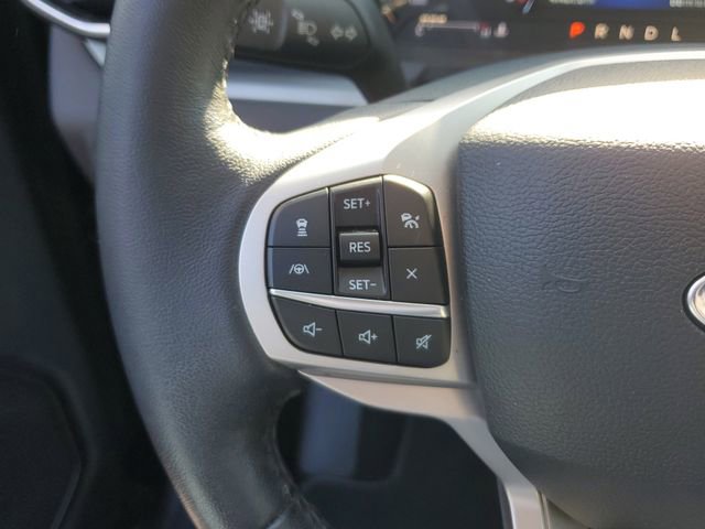 Used 2023 Ford Explorer XLT w/ Equipment Group 202A image 25