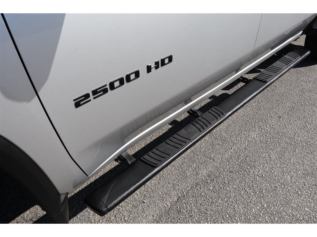 Used 2021 Chevrolet Silverado 2500 Custom w/ Custom Value Package AWD/4WD image 14