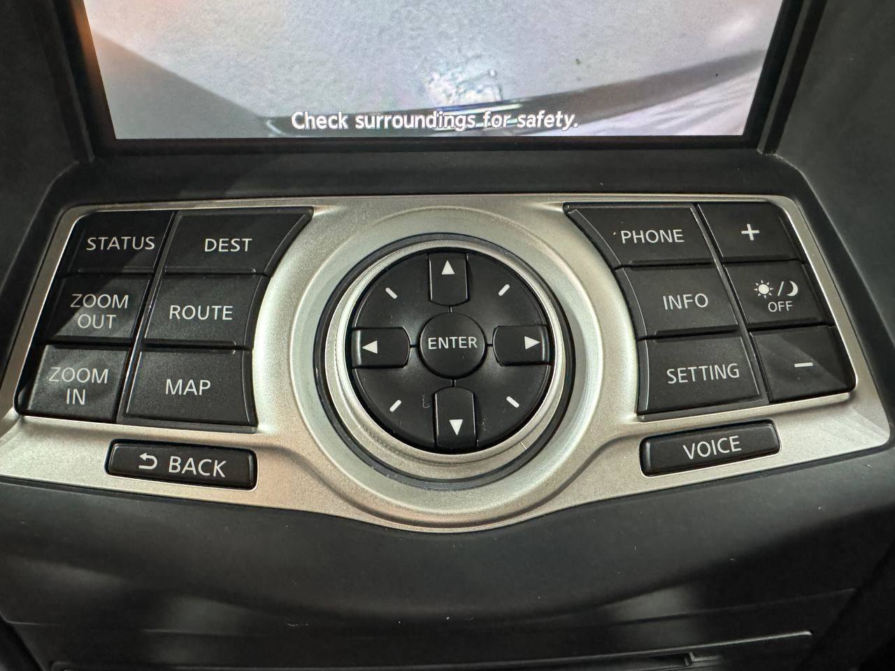 Used 2016 Nissan 370Z Touring RWD image 23