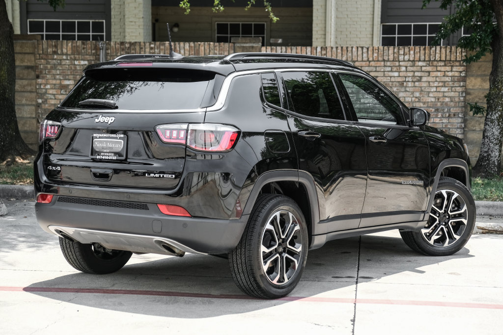 Used 2023 Jeep Compass Limited AWD/4WD image 15