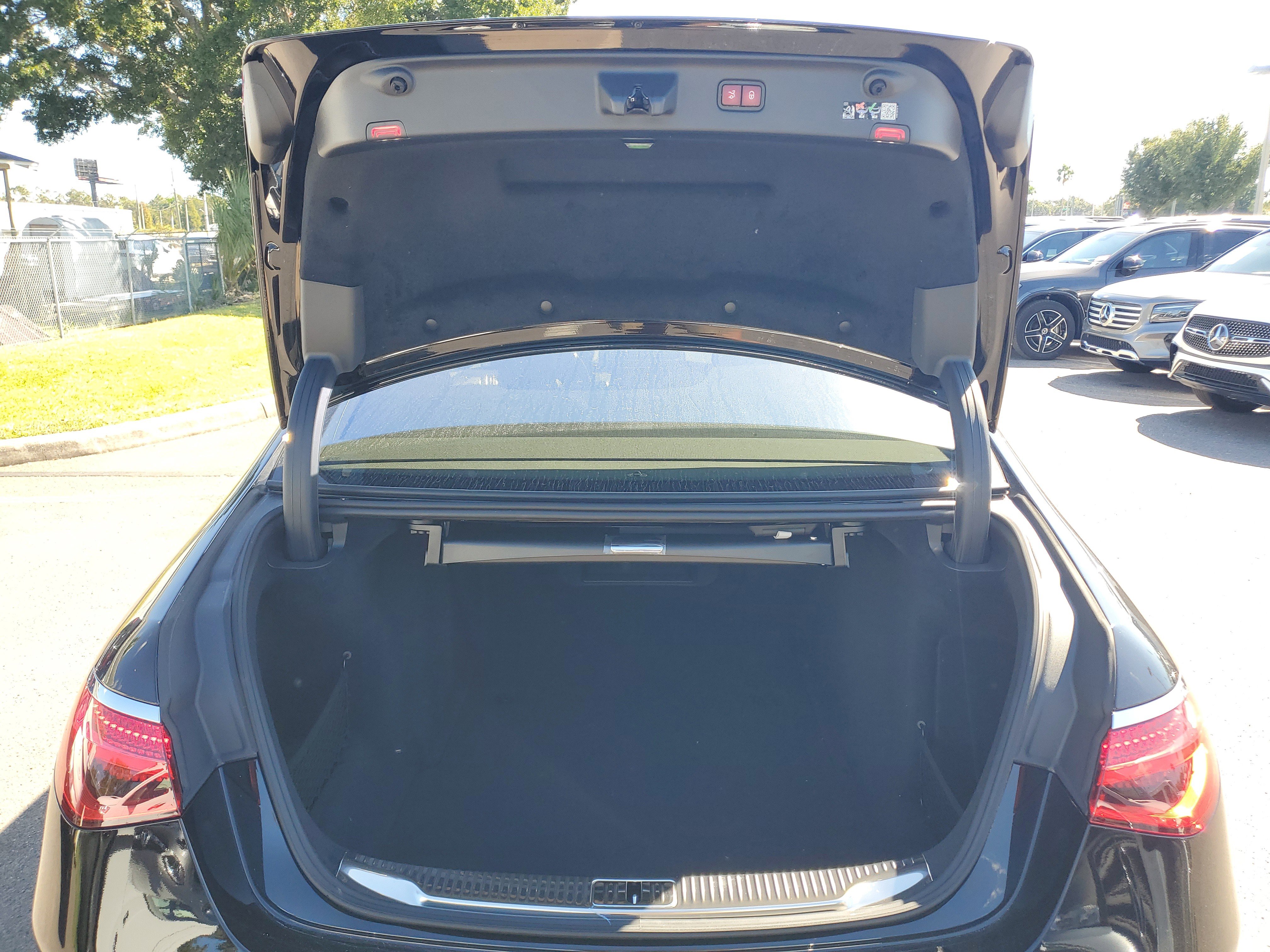 New 2026 Mercedes-Benz S 580 4MATIC Sedan image 8