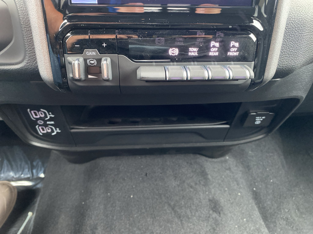 New 2026 RAM 2500 Tradesman AWD/4WD image 31