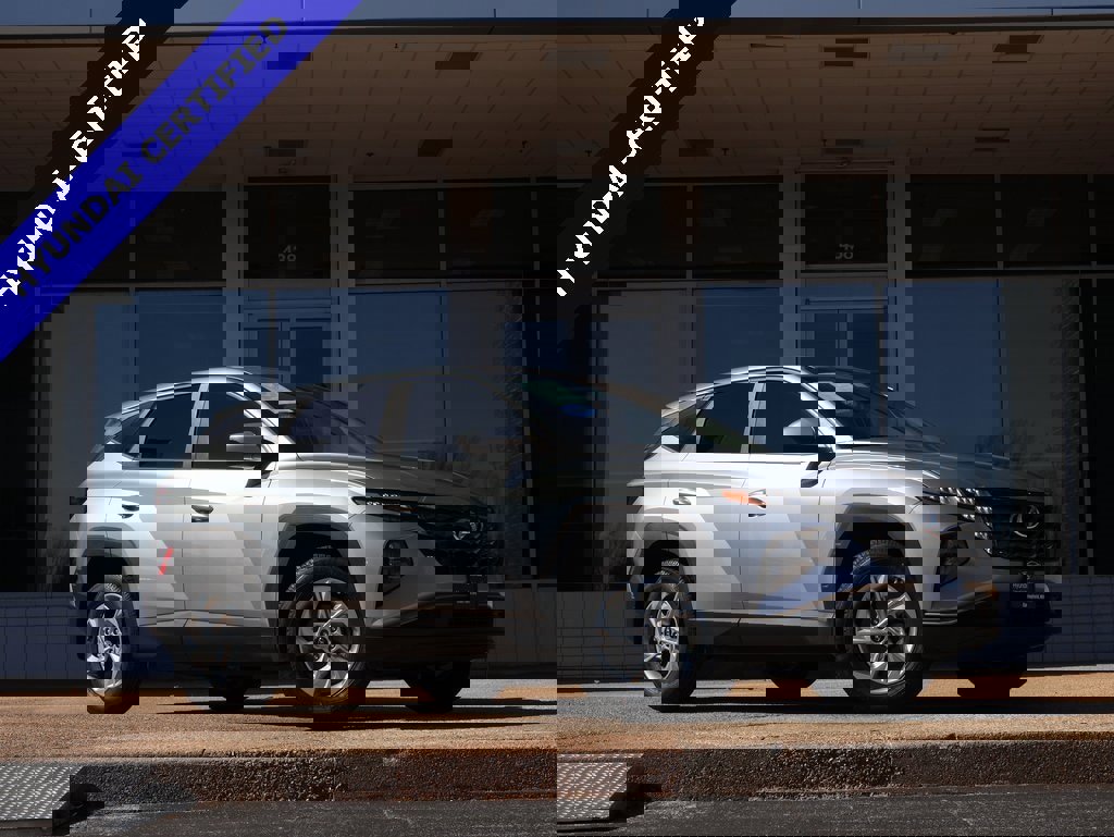 Certified 2024 Hyundai Tucson SE video 1