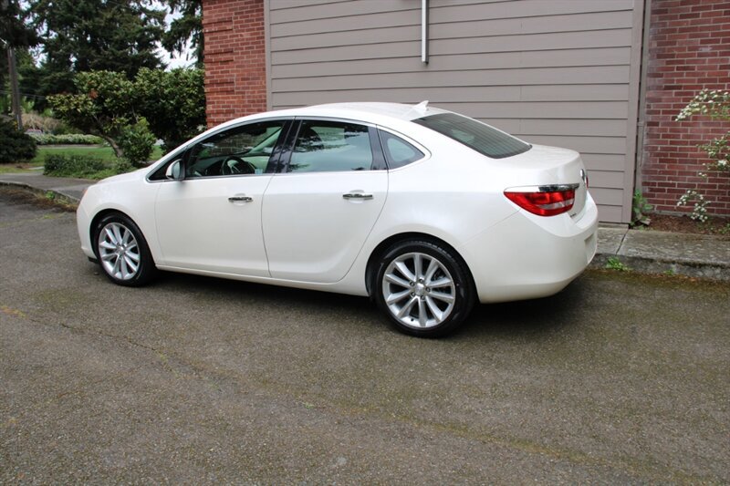 Used 2014 Buick Verano Leather FWD image 4