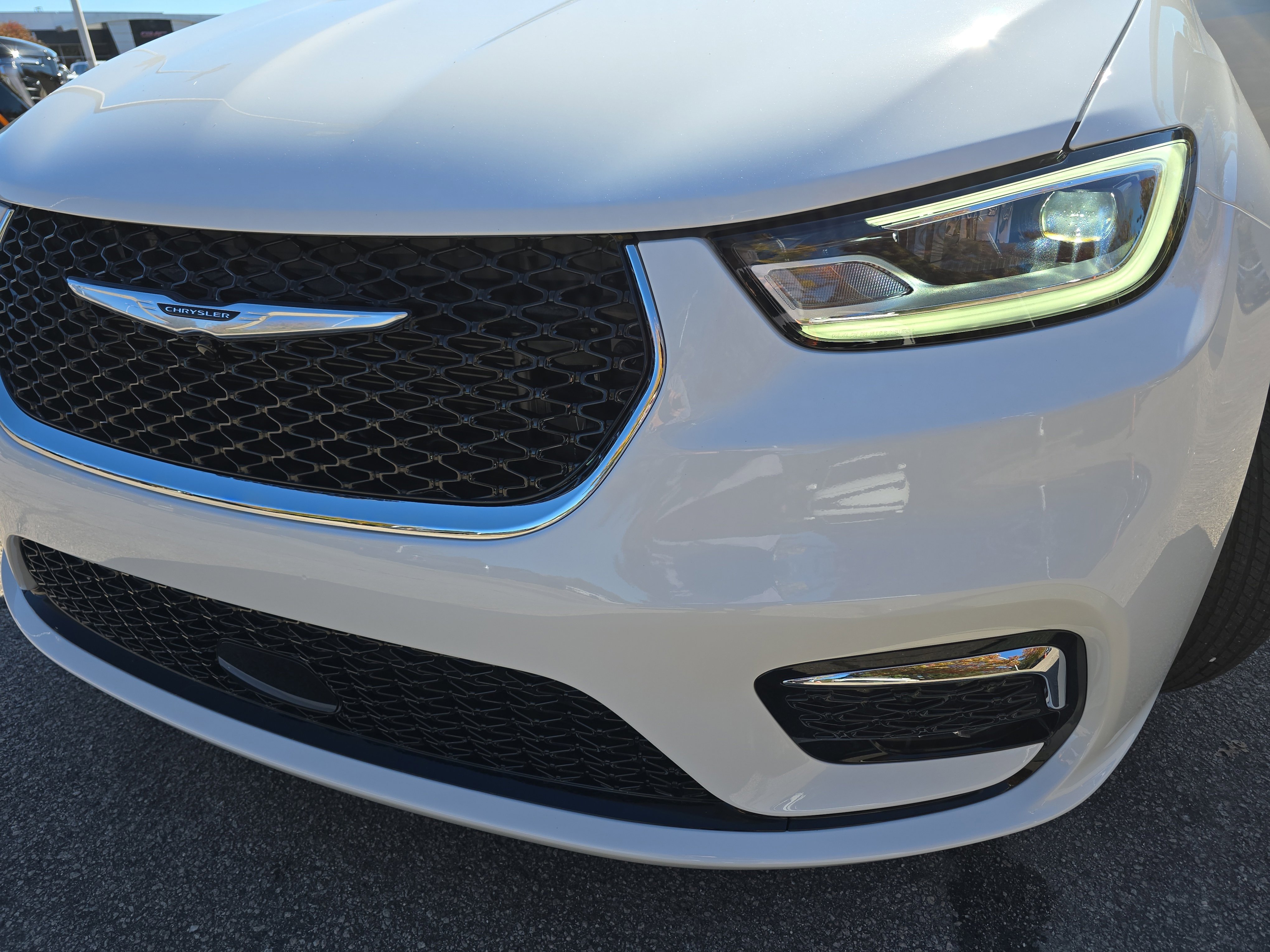 New 2026 Chrysler Pacifica Select image 33