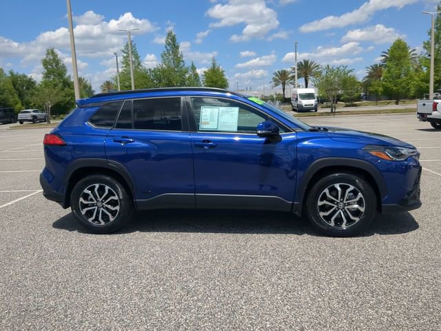 Used 2024 Toyota Corolla Cross SE AWD/4WD image 3