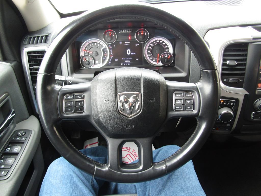 Used 2017 RAM 1500 Classic SLT w/ SLT Plus D￩cor Group image 19