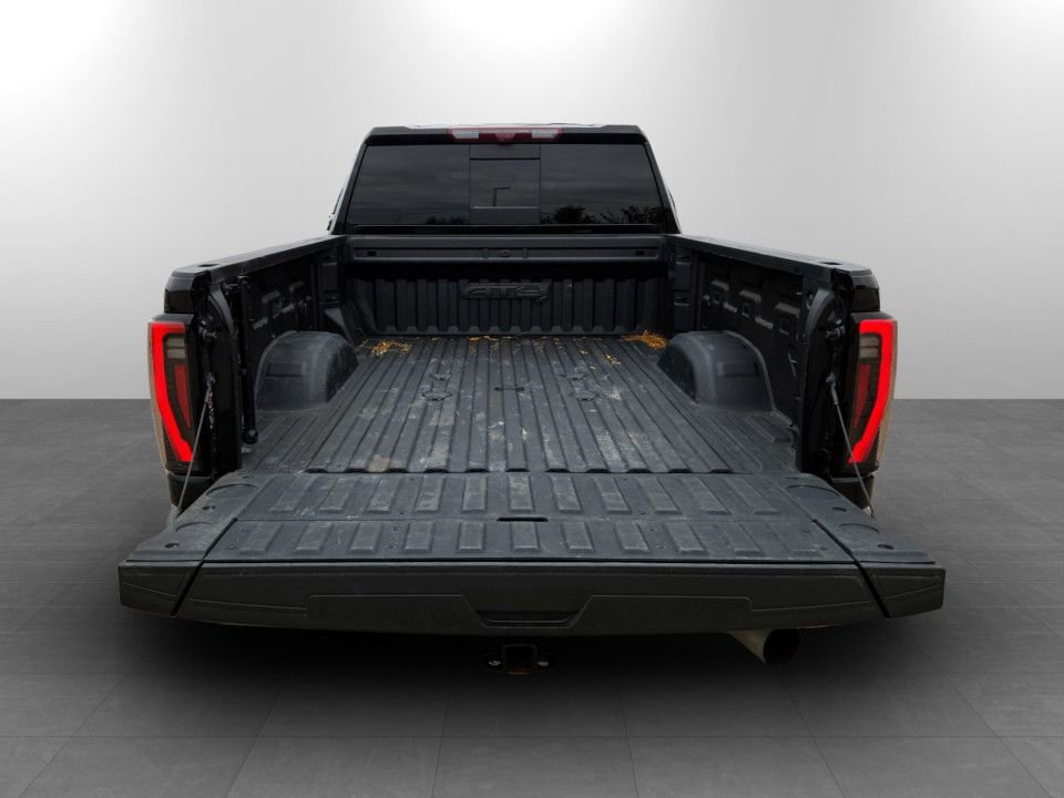 Used 2024 GMC Sierra 2500 AT4 w/ AT4 Premium Plus Package image 13