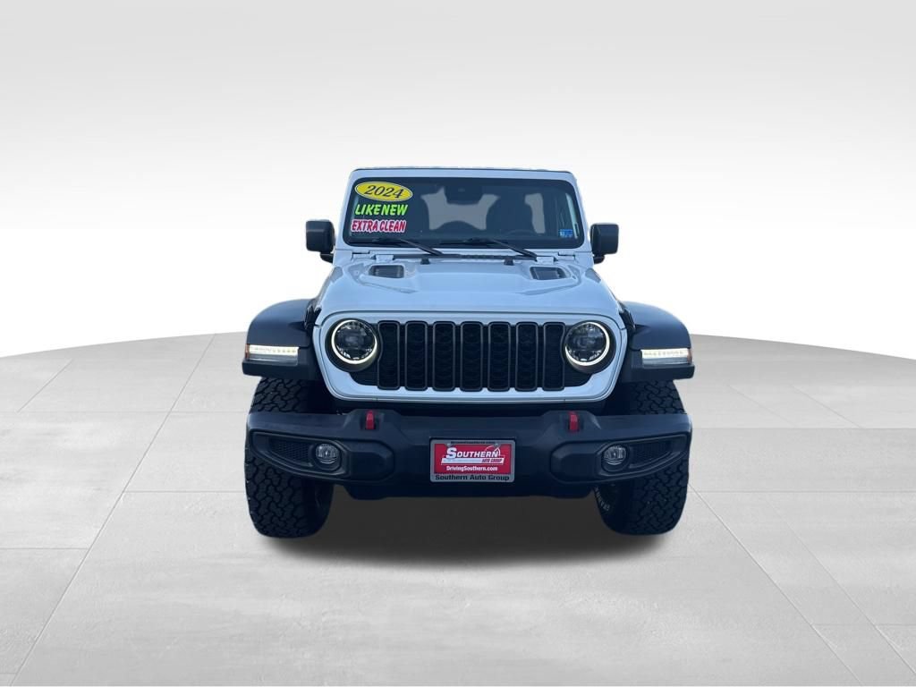 Used 2024 Jeep Wrangler Unlimited Rubicon AWD/4WD image 9