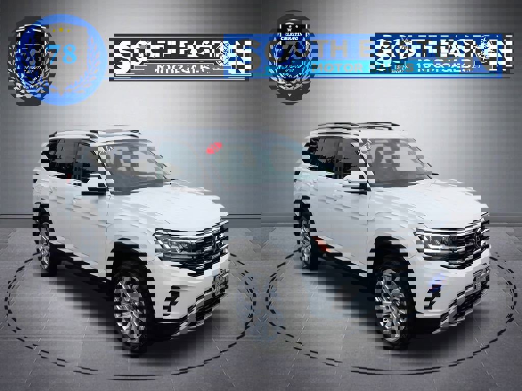 Used 2021 Volkswagen Atlas SE w/ Panoramic Sunroof Package image 2