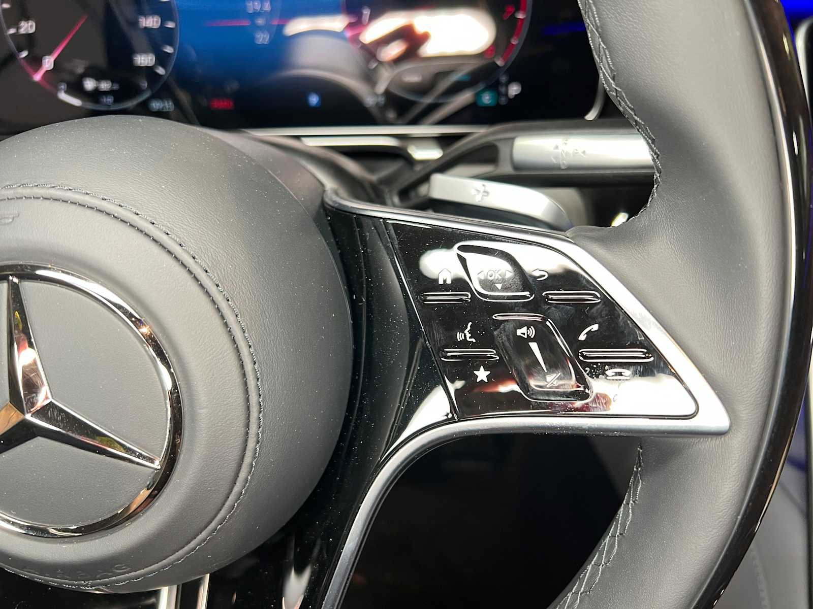 New 2026 Mercedes-Benz S 580 4MATIC Sedan image 27