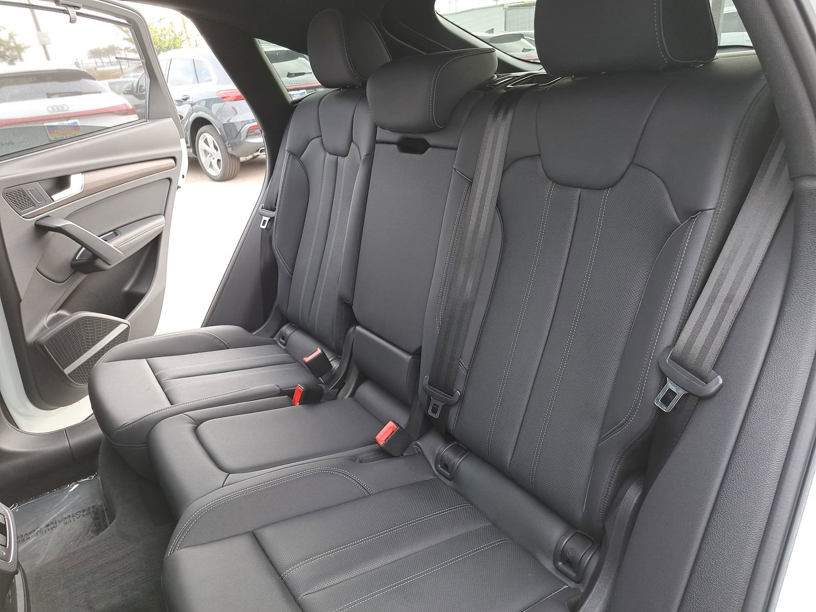 Used 2023 Audi Q5 2.0T Prestige w/ Prestige Package image 14