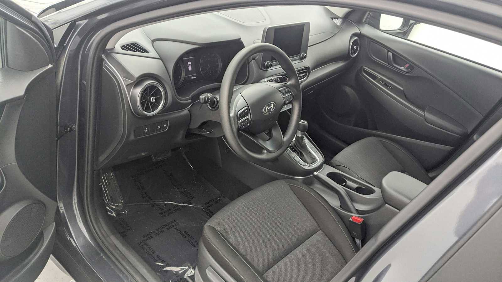 Used 2022 Hyundai Kona SEL w/ Cargo Package AWD/4WD image 13