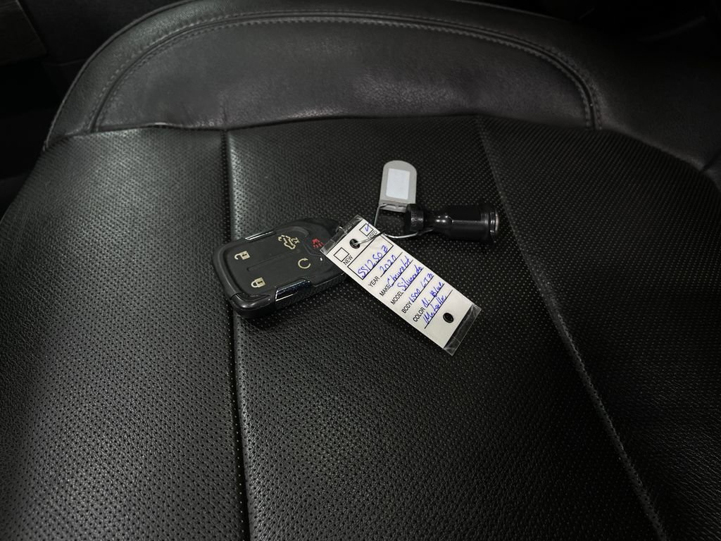 Used 2020 Chevrolet Silverado 1500 LTZ w/ LTZ Premium Package image 39