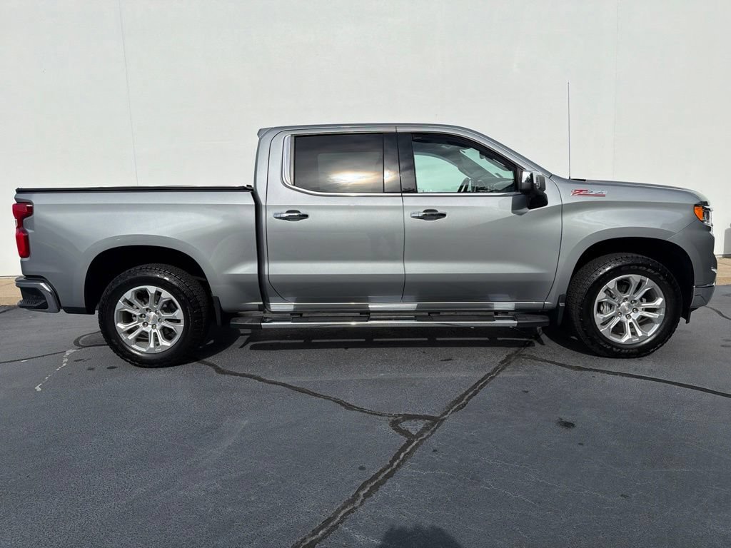 Used 2023 Chevrolet Silverado 1500 LTZ AWD/4WD image 6