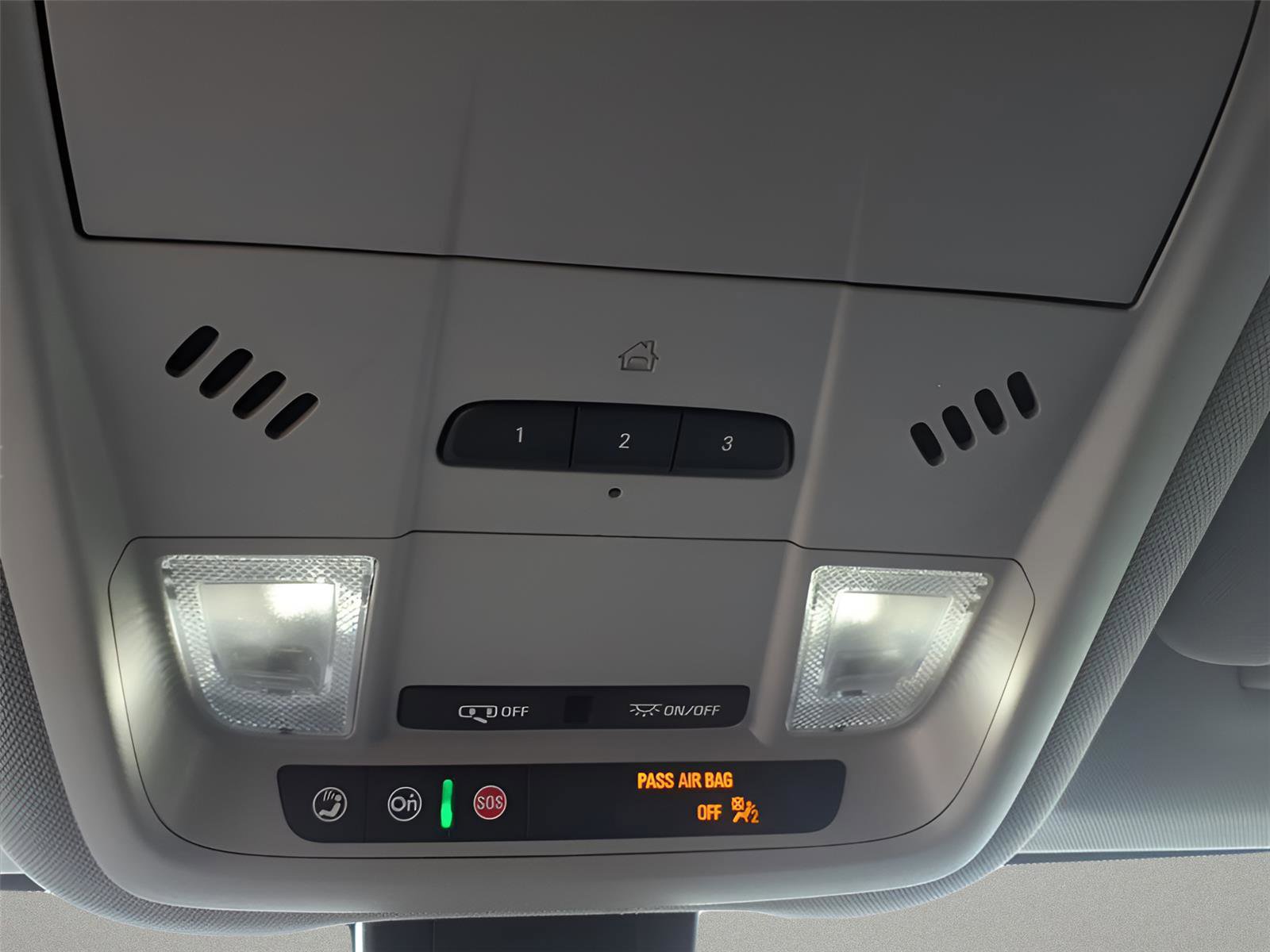 Used 2024 GMC Terrain AT4 image 29