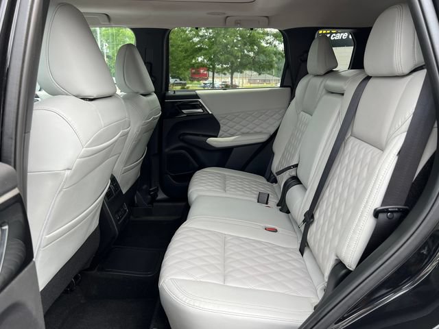 Used 2024 Mitsubishi Outlander SEL AWD/4WD image 5