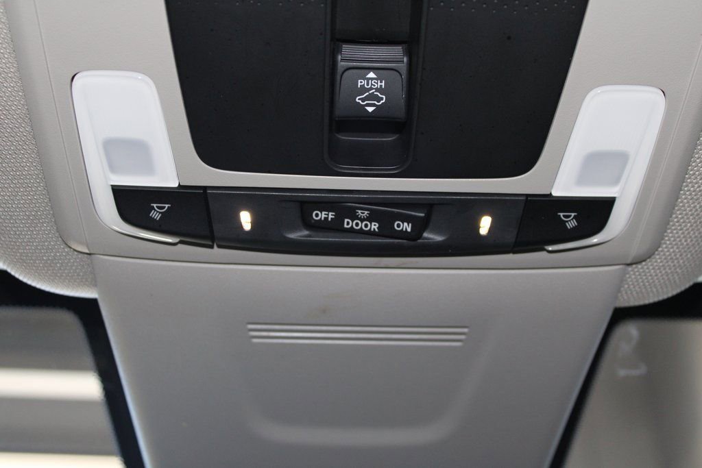 Used 2025 Honda CR-V EX-L image 38
