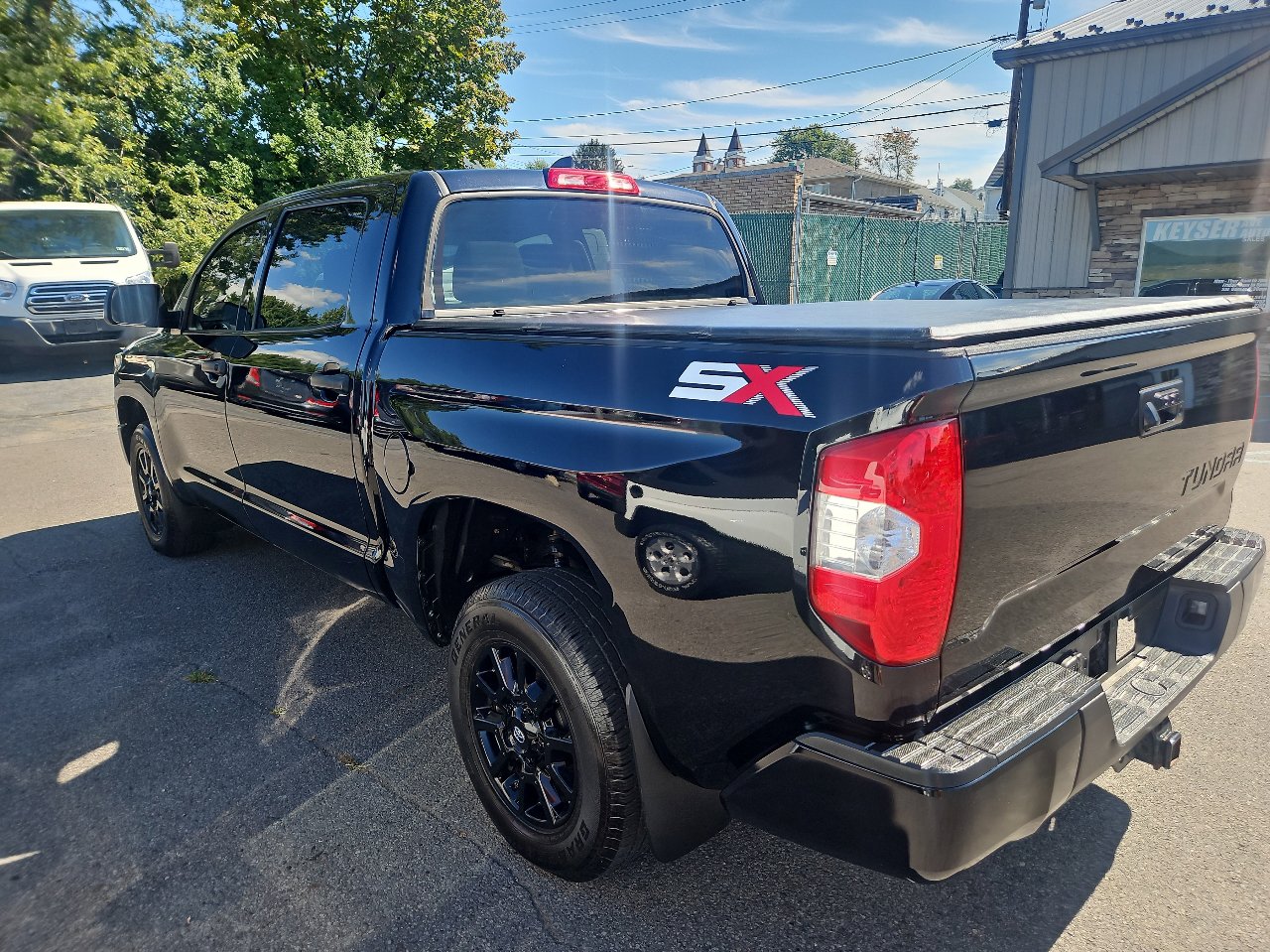 Used 2020 Toyota Tundra SR5 image 7