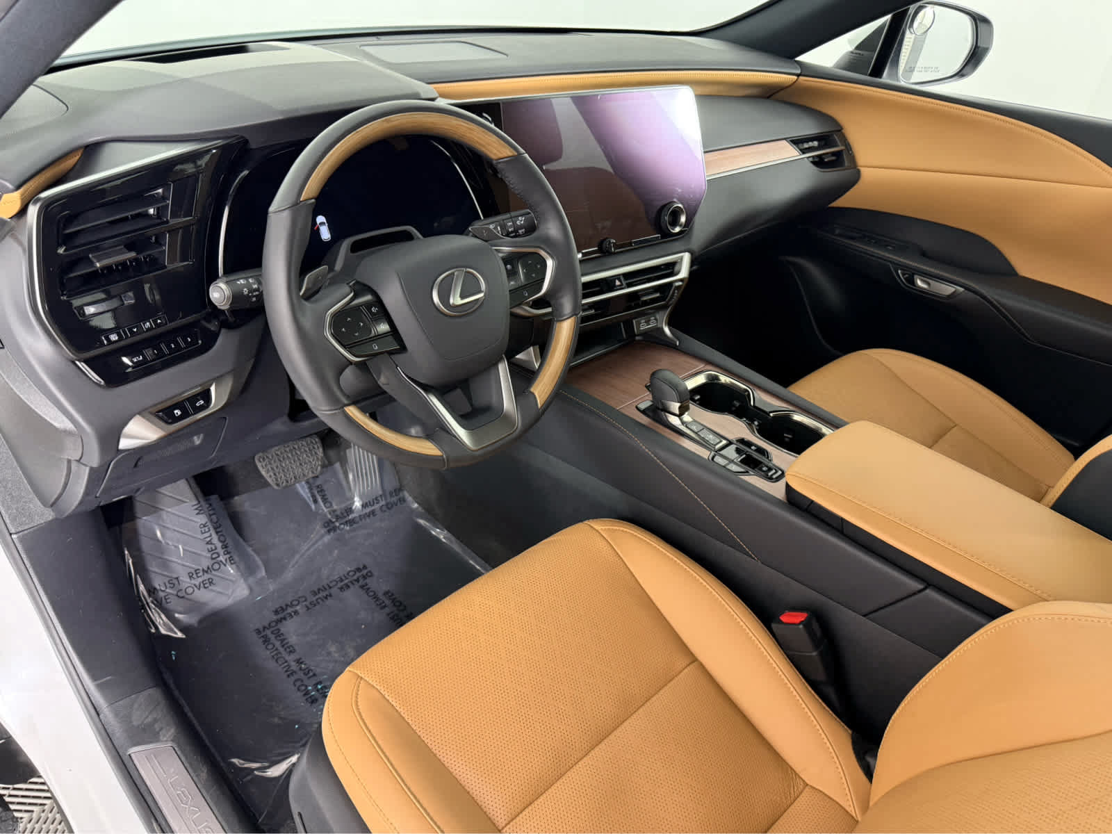 Used 2023 Lexus RX 350 w/ Cold Area Package AWD/4WD image 10