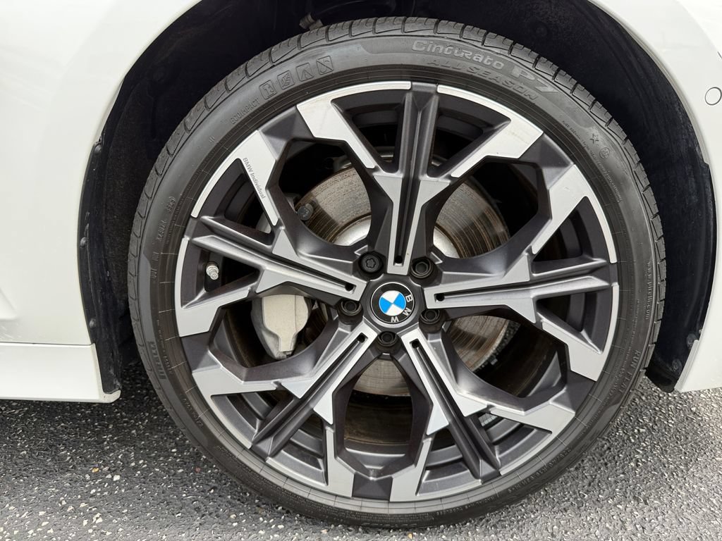 Used 2026 BMW 330i xDrive Sedan AWD/4WD image 18