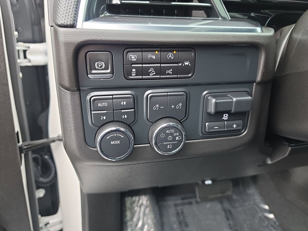 Certified 2025 Chevrolet Tahoe RST w/ Comfort Package image 21