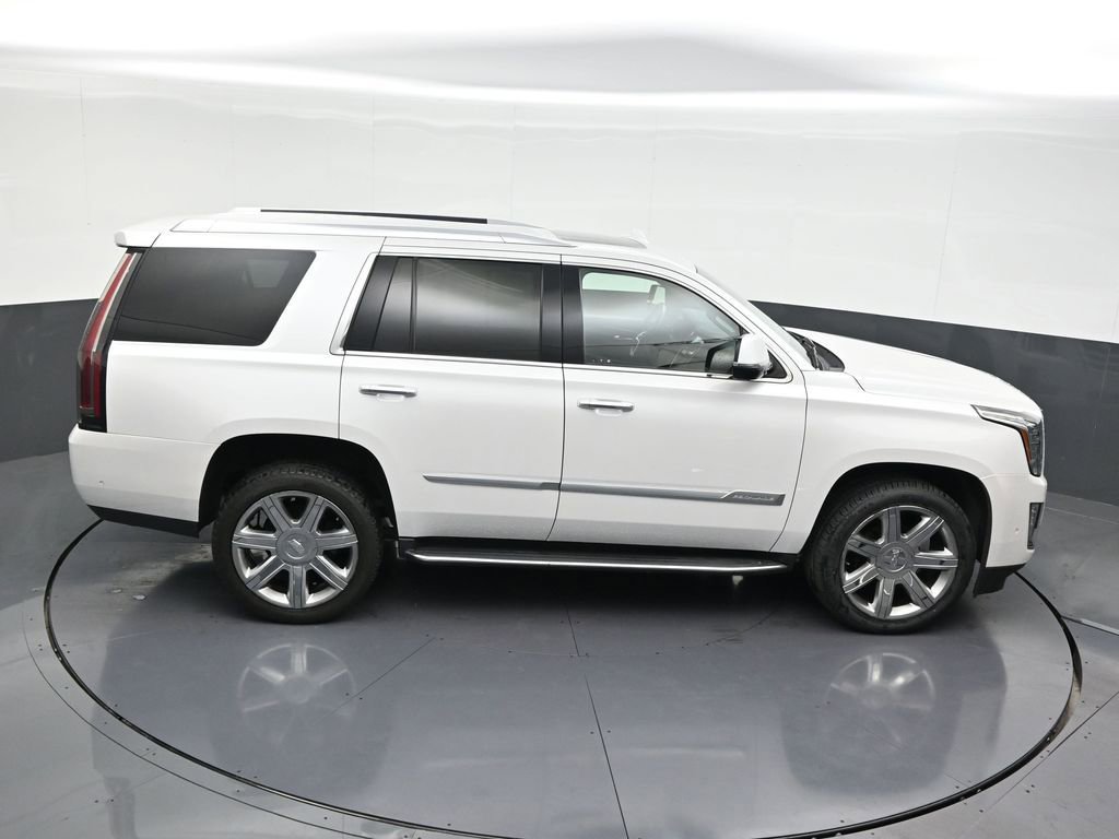 Used 2019 Cadillac Escalade Luxury RWD image 21