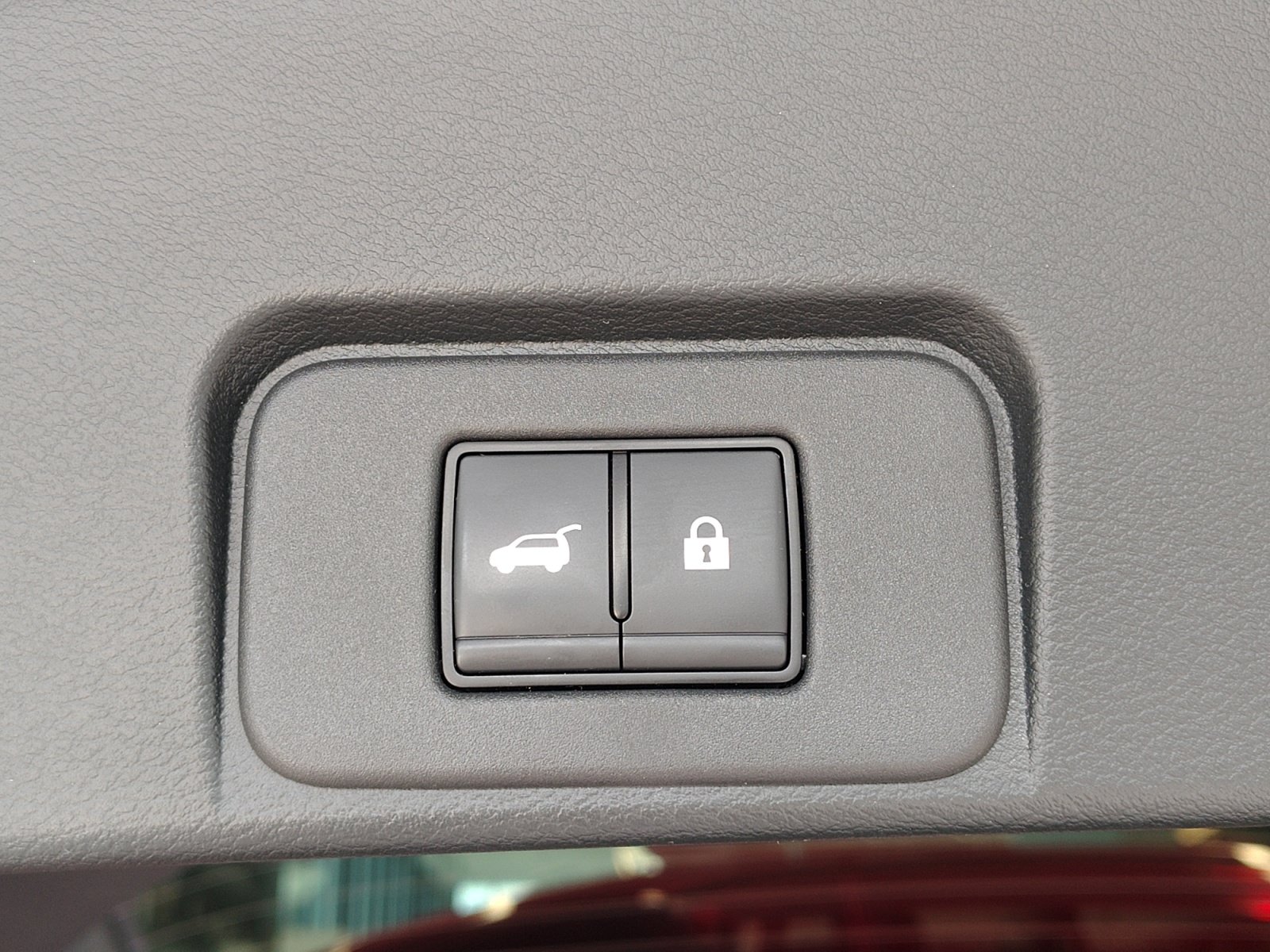 Certified 2024 Nissan Rogue Platinum w/ Platinum Premium Package FWD image 35