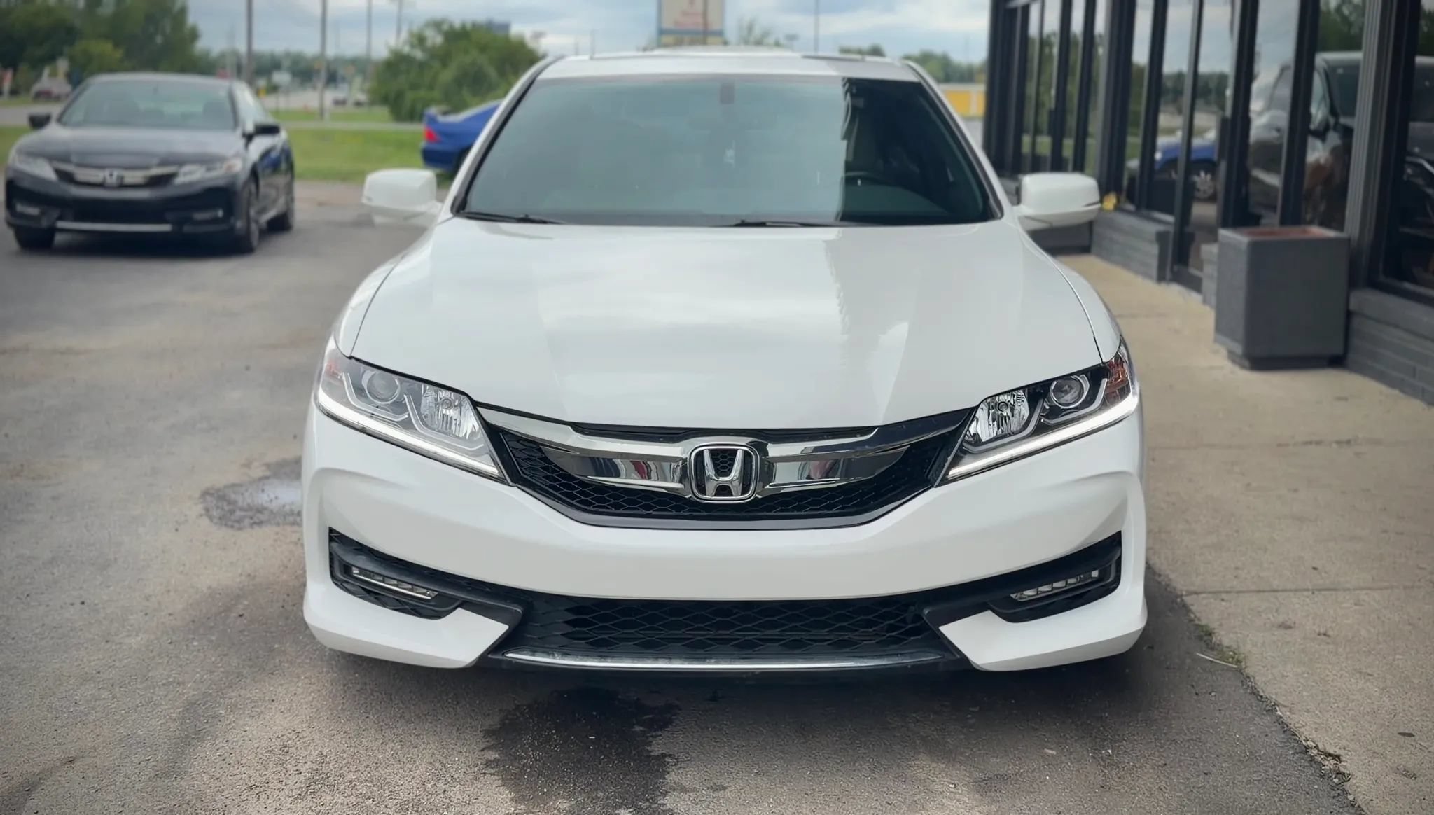 Used 2016 Honda Accord EX-L image 6