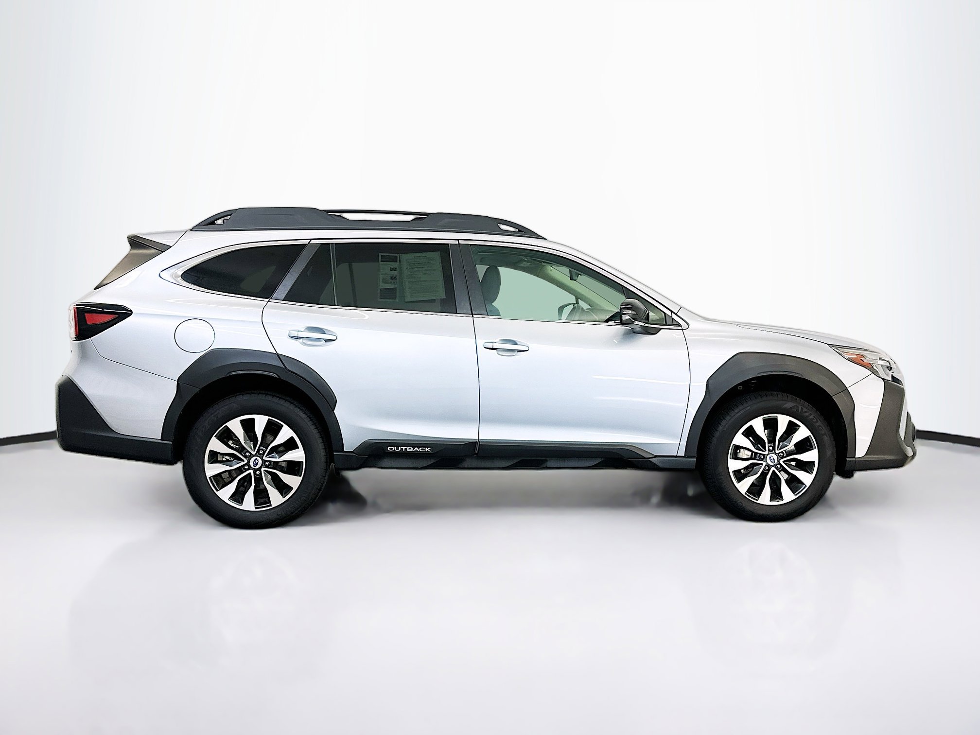 Used 2024 Subaru Outback Limited image 10