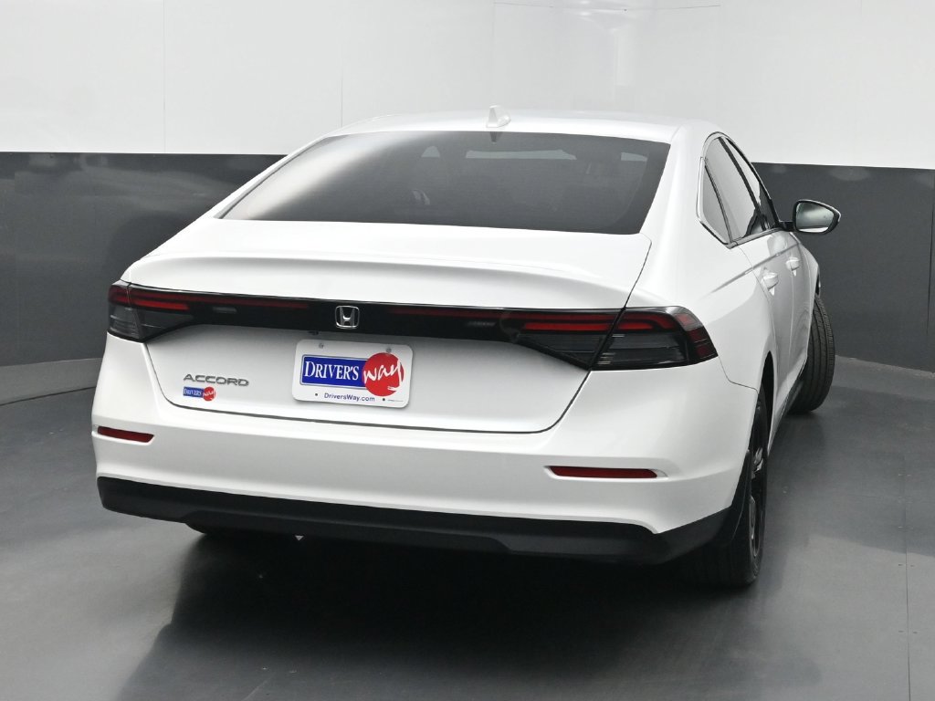 Used 2024 Honda Accord EX image 37