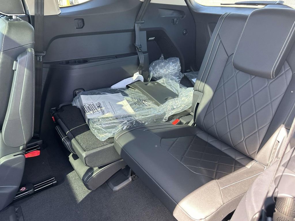 New 2026 Volkswagen Atlas SEL Premium R-Line image 9