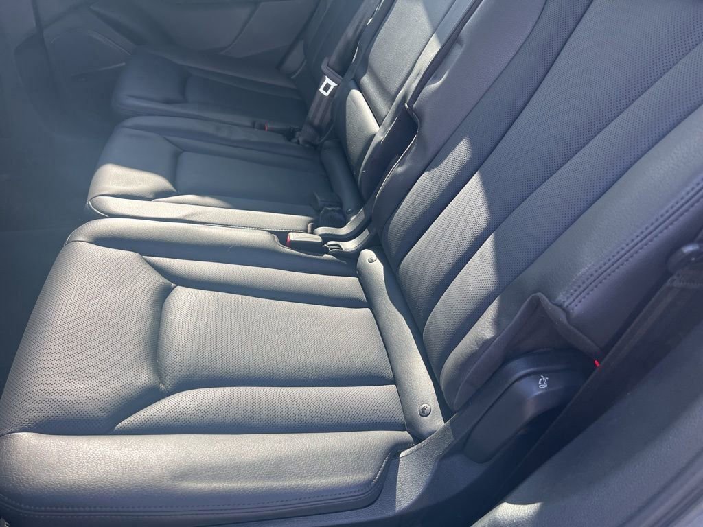 Used 2018 Audi Q7 3.0T Prestige image 8