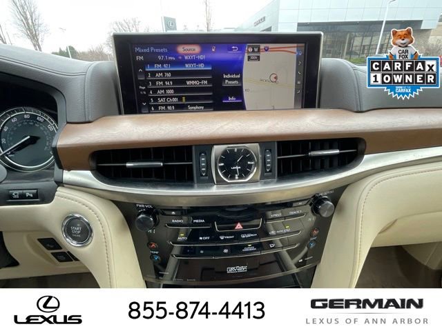 Used 2017 Lexus LX 570 4WD w/ Luxury Package image 18