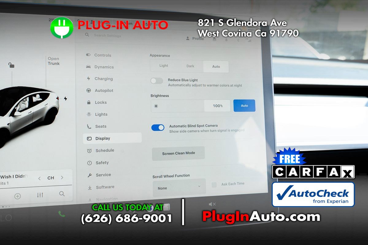 Used 2021 Tesla Model Y Long Range AWD/4WD image 28