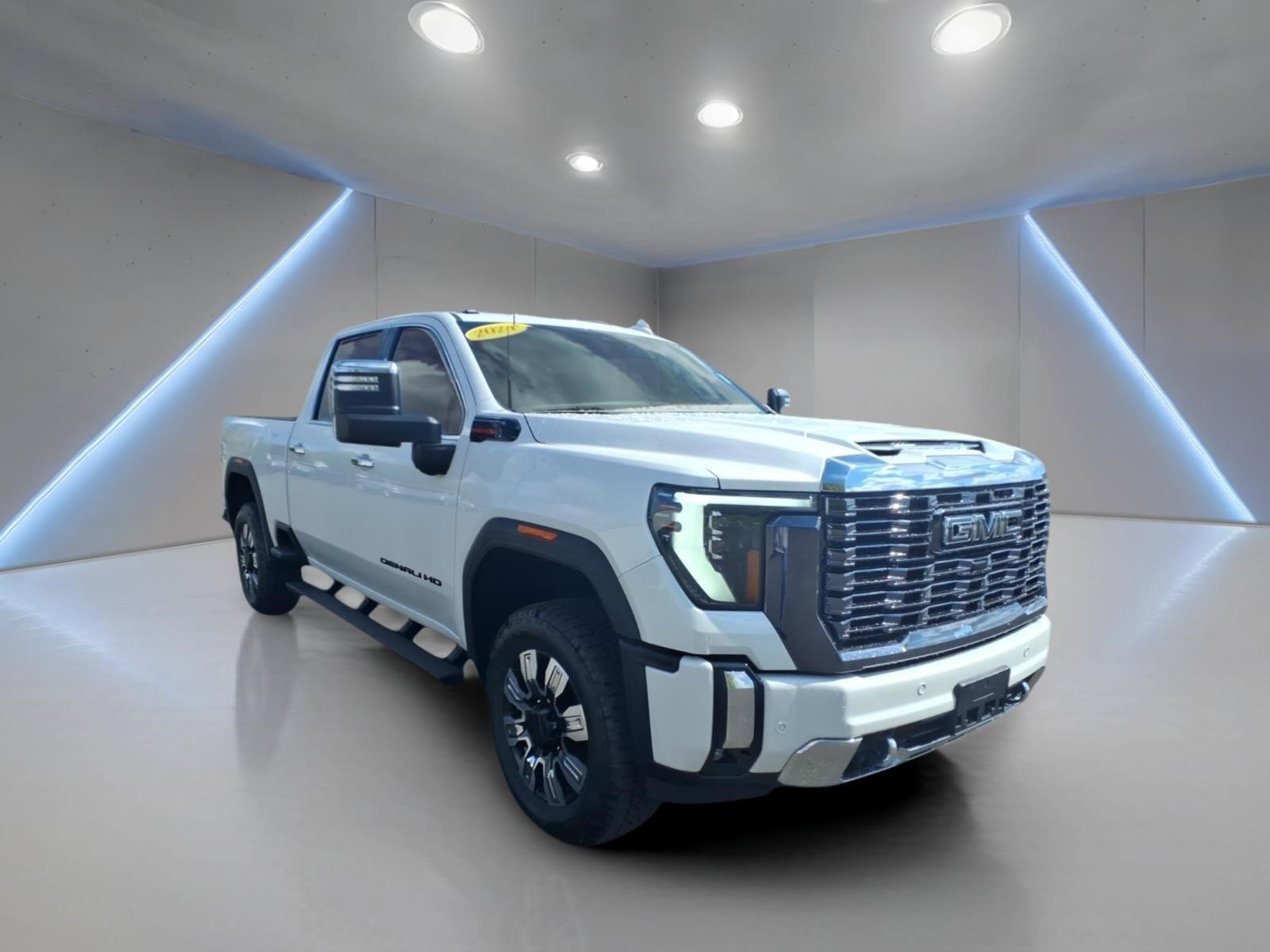 Certified 2024 GMC Sierra 2500 Denali w/ Denali Reserve Package AWD/4WD image 1