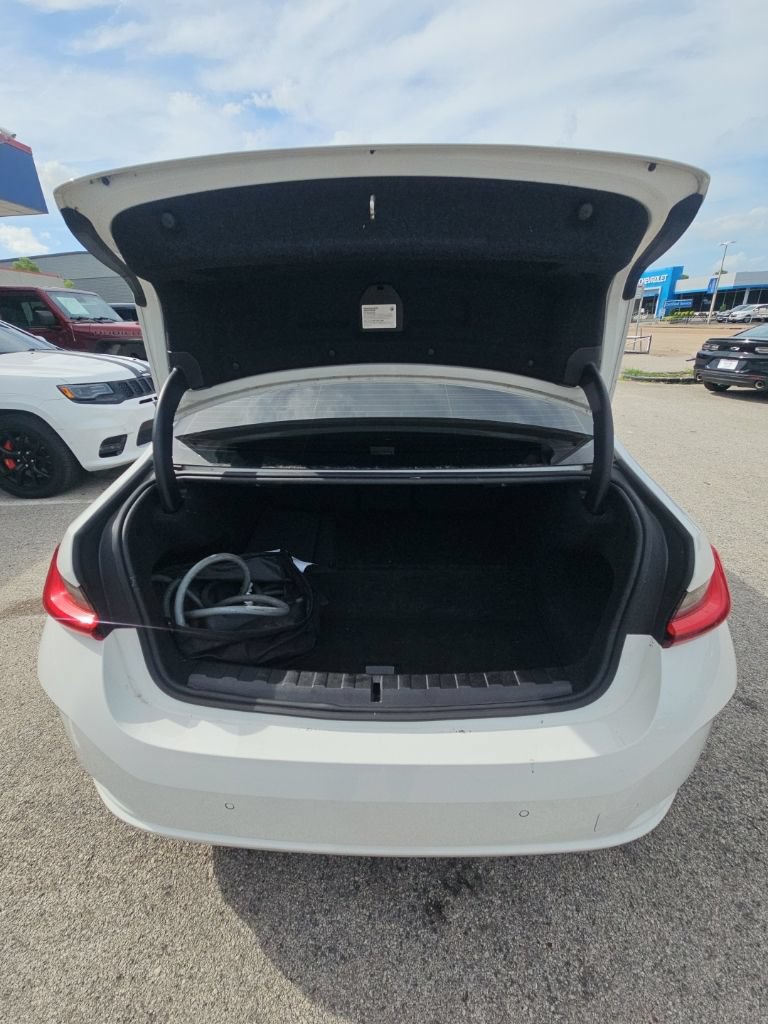 Used 2024 BMW 330e xDrive AWD/4WD image 21