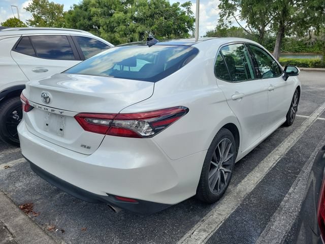 Used 2023 Toyota Camry XLE FWD image 4