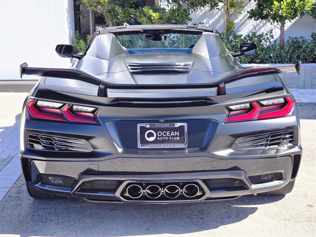 Used 2025 Chevrolet Corvette Z06 w/ Z07 Performance Package image 7