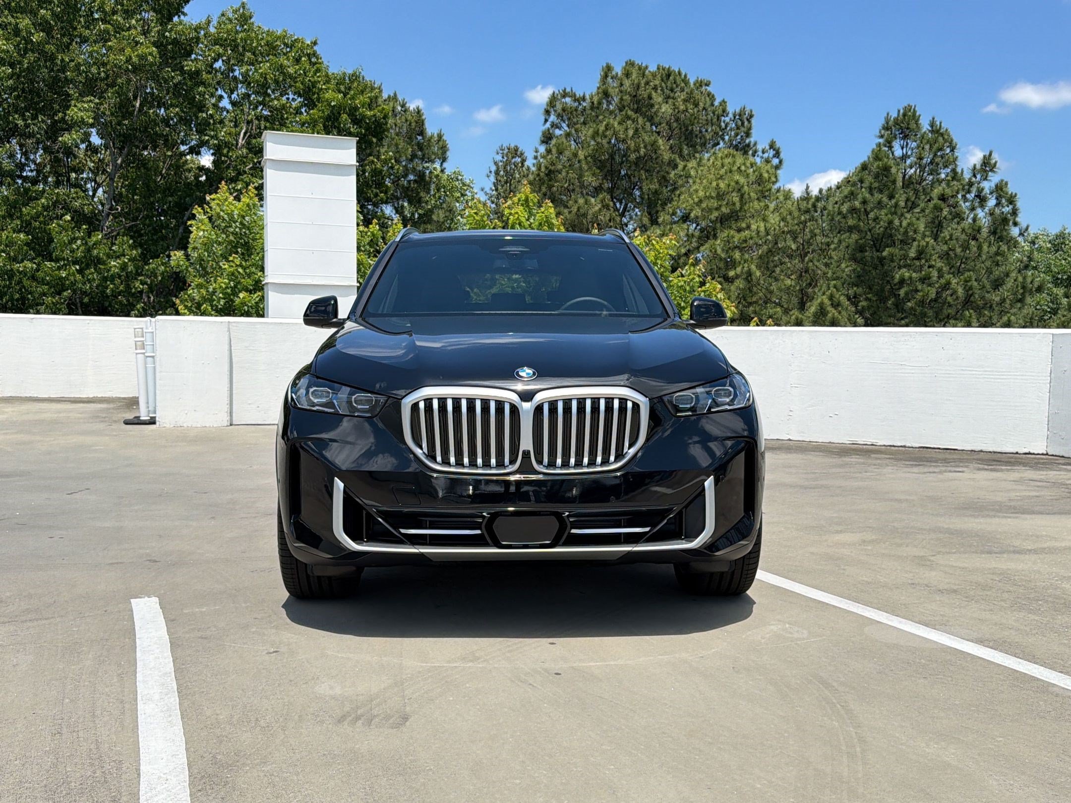 New 2026 BMW X5 xDrive40i w/ Climate Comfort Package AWD/4WD image 5