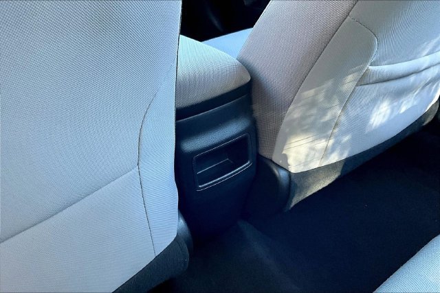 Used 2019 Toyota Corolla LE FWD image 10