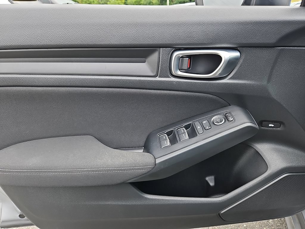 Used 2023 Honda Civic Sport image 13