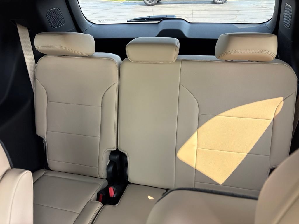New 2026 Buick Enclave Preferred w/ Power Package FWD image 10