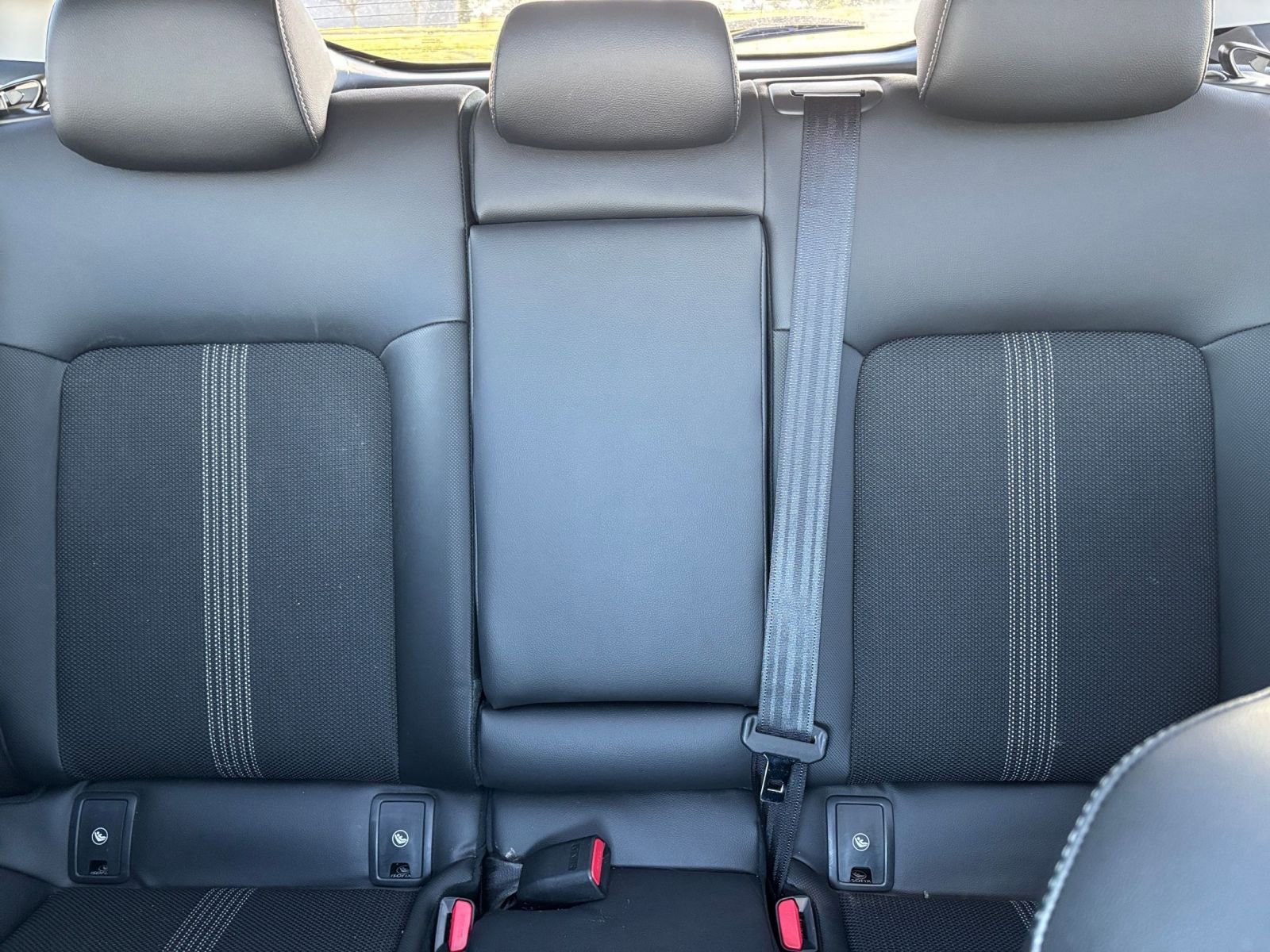 Used 2025 MAZDA CX-50 AWD 2.5 S w/ Premium Package image 40