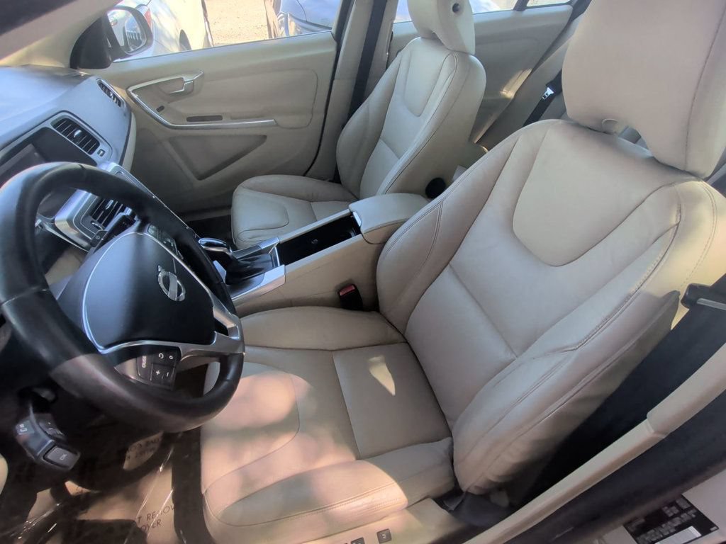 Used 2014 Volvo S60 T5 FWD image 14