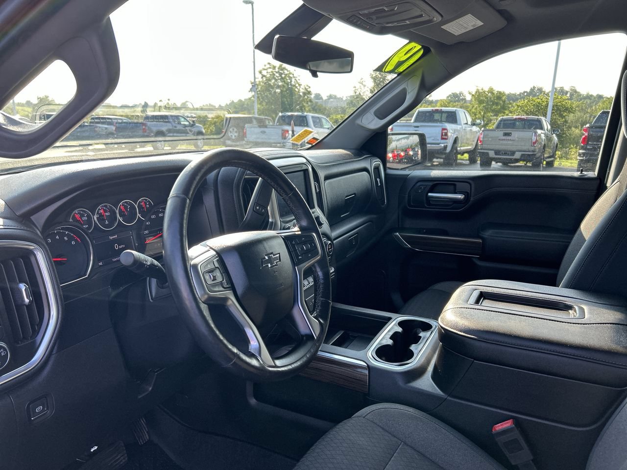 Used 2019 Chevrolet Silverado 1500 LT Trail Boss AWD/4WD image 25