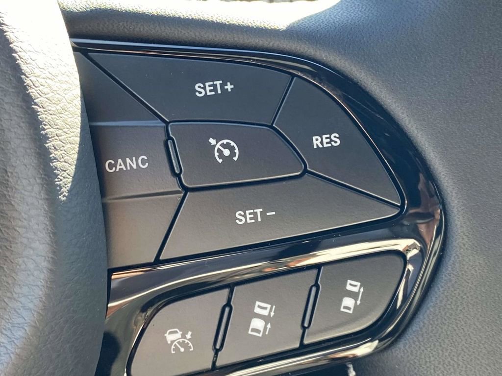 New 2026 Chrysler Pacifica Select w/ S Appearance Package image 53