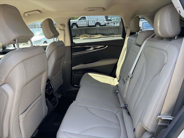 Used 2022 Lincoln Nautilus AWD w/ Premium Package image 14