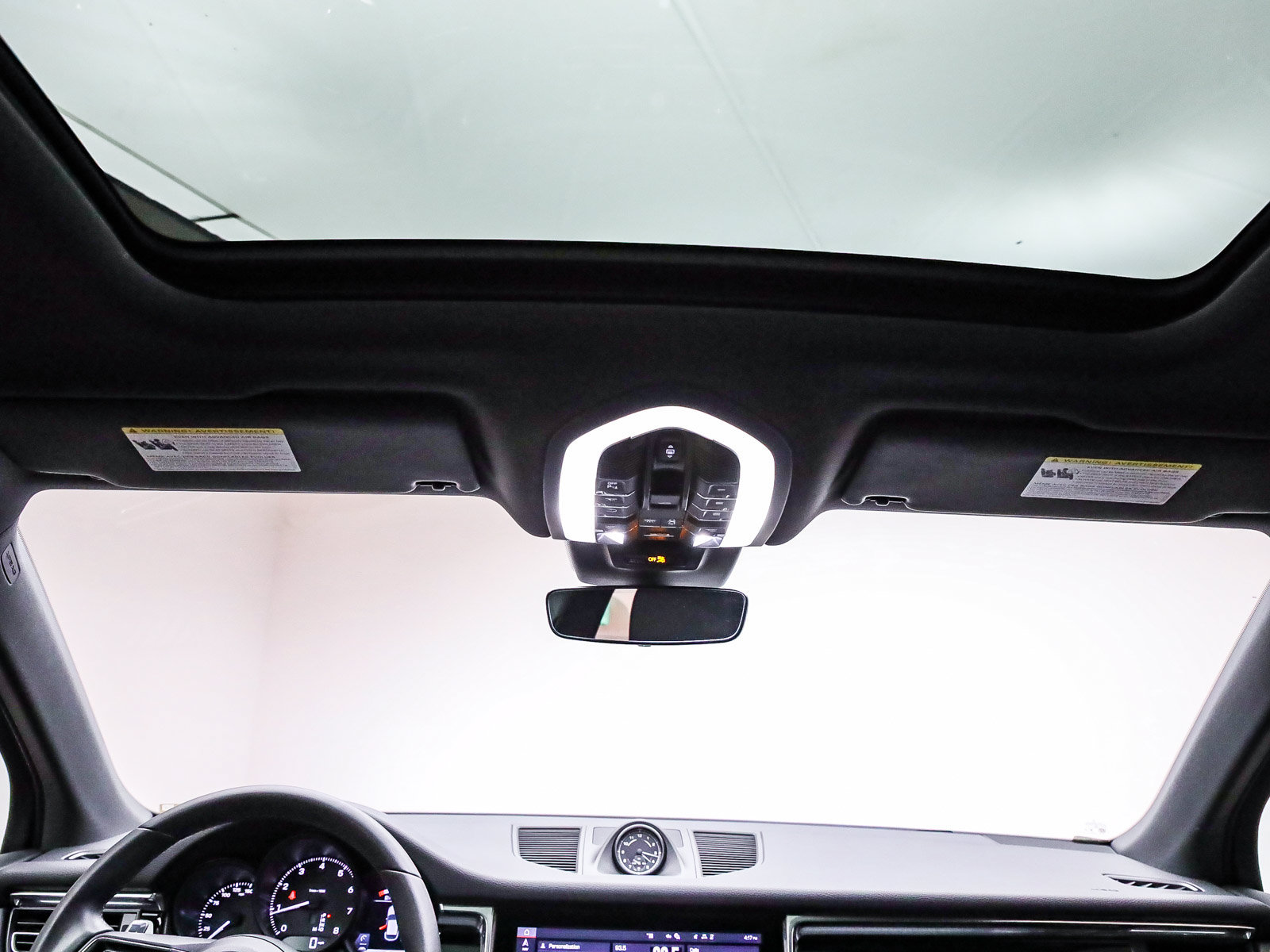 Certified 2026 Porsche Macan AWD/4WD image 20